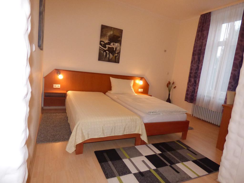 Hotel Diele Детмольд Экстерьер фото